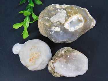 ROCK STONE LAPIDARY SPECIMEN