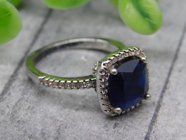 STONE RING ROCK STONE LAPIDARY SPECIMEN