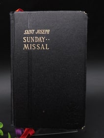 Saint Joseph Sunday Missal, 1953 Edition BOOK