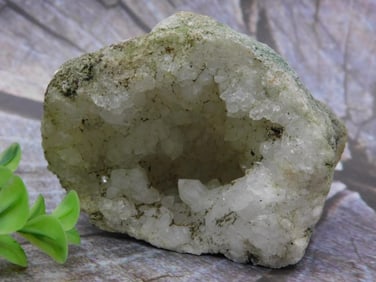 White Quartz Geode Mineral Specimen Rock Stone Lapidary Specimen