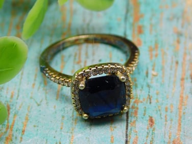 STONE RING ROCK STONE LAPIDARY SPECIMEN