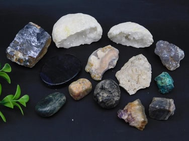 MIXED LOT ROCK STONE LAPIDARY SPECIMEN