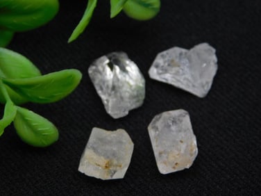 HERKIMER DIAMONDS ROCK STONE LAPIDARY SPECIMEN