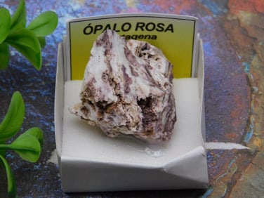 ROSE OPAL ROCK STONE LAPIDARY SPECIMEN