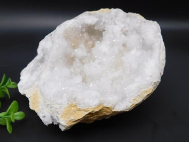 GEODE ROCK STONE LAPIDARY SPECIMEN