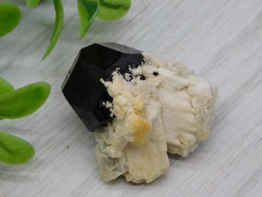 TOURMALINE ROCK STONE LAPIDARY SPECIMEN