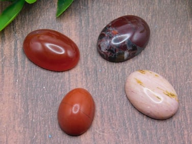 CABOCHONS ROCK STONE LAPIDARY SPECIMEN