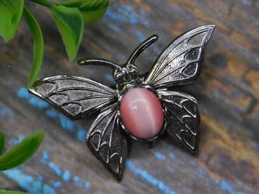 STONE STUDDED BUTTERFLY BROOCH ROCK STONE LAPIDARY SPECIMEN