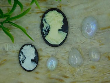 CAMEO AND RAINBOW MOONSTONE CABOCHONS ROCK STONE LAPIDARY SPECIMEN