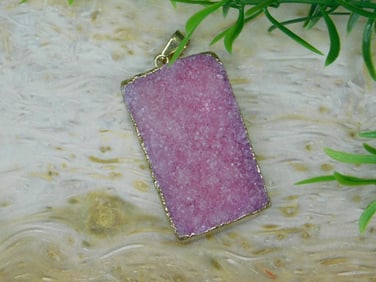 DRUZY QUARTZ PENDANT ROCK STONE LAPIDARY SPECIMEN