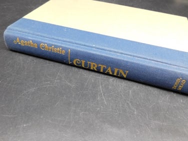 Curtain by Agatha Christie, 1975 Edition Book