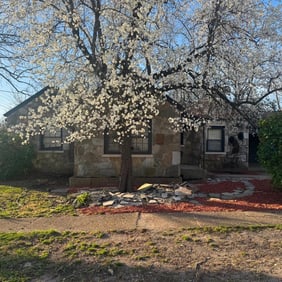 REAL ESTATE IN THAYER, MISSOURI, FIXER UPPER, PARTIALLY REMODELED