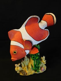Hand-Painted Clownfish Figurine on Coral Stand Fish Tank Aquarium Decoration
