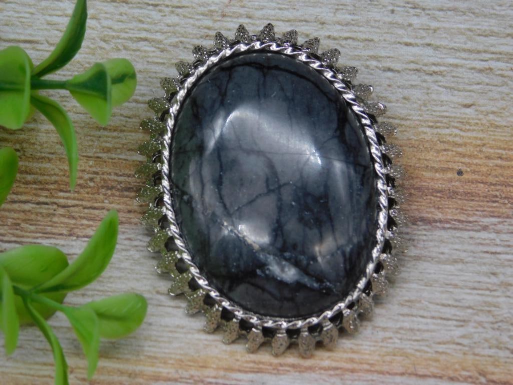 PICASSO STONE BROOCH ROCK STONE LAPIDARY SPECIMEN: PICASSO STONE BROOCH ROCK STONE LAPIDARY SPECIMEN