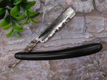 Straight Razor by Norvell-Shapleigh Hdw Co.