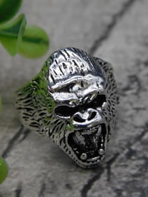 Silver-Tone Gorilla Head Ring, Size 7.5