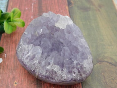 AMETHYST ROCK STONE LAPIDARY SPECIMEN
