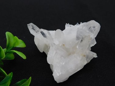 QUARTZ ROCK STONE LAPIDARY SPECIMEN