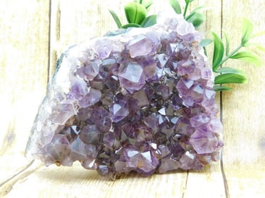 AMETHYST ROCK STONE LAPIDARY SPECIMEN