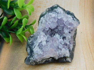 AMETHYST ROCK STONE LAPIDARY SPECIMEN