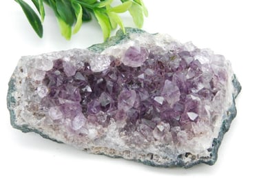AMETHYST ROCK STONE LAPIDARY SPECIMEN