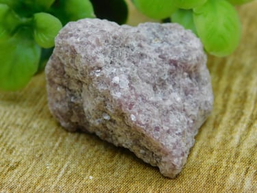 LEPIDOLITE ROCK STONE LAPIDARY SPECIMEN