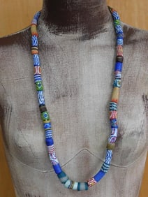 AFRICAN TRADE BEADS ROCK STONE LAPIDARY SPECIMEN