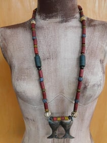 AFRICAN TRADE BEAD NECKLACE ROCK STONE LAPIDARY SPECIMEN