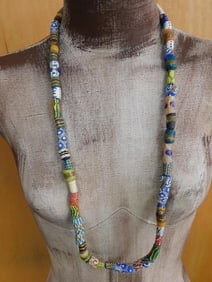 AFRICAN TRADE BEAD NECKLACE ROCK STONE LAPIDARY SPECIMEN