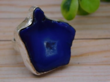 GEODE SLICE RING ROCK STONE LAPIDARY SPECIMEN