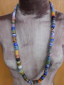 AFRICAN TRADE BEAD NECKLACE ROCK STONE LAPIDARY SPECIMEN