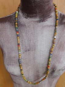 AFRICAN TRADE BEAD NECKLACE ROCK STONE LAPIDARY SPECIMEN