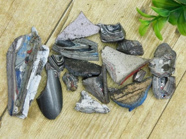 FORDITE MOTOR CITY AGATE ROCK STONE LAPIDARY SPECIMEN