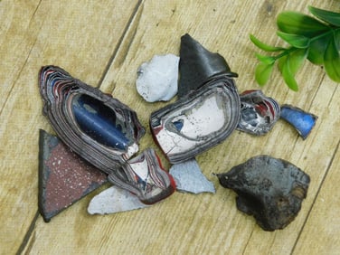 FORDITE MOTOR CITY AGATE ROCK STONE LAPIDARY SPECIMEN