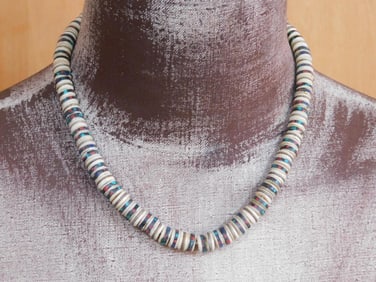 AFRICAN TRADE BEADS ROCK STONE LAPIDARY SPECIMEN