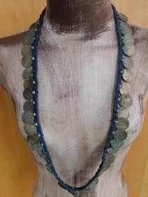 ORNAMENTAL COIN AFRICAN TRADE BEAD NECKLACE ROCK STONE LAPIDARY SPECIMEN