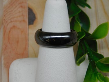 HEMATITE RING ROCK STONE LAPIDARY SPECIMEN