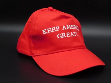 KEEP AMERICA GREAT DONALD TRUMP HAT