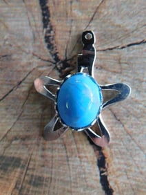 TURQUOISE STAR PENDANT ROCK STONE LAPIDARY SPECIMEN