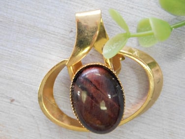 MAHOGANY TIGERS EYE PENDANT ROCK STONE LAPIDARY SPECIMEN