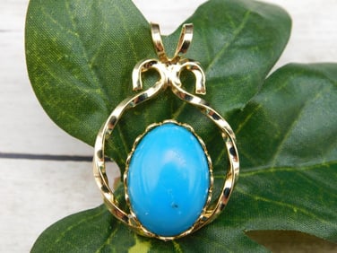 TURQUOISE PENDANT ROCK STONE LAPIDARY SPECIMEN