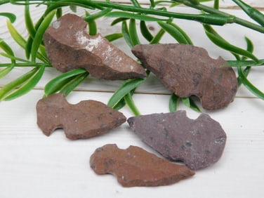 HAND KNAPPED ARTIFACT TOOLS ROCK STONE LAPIDARY SPECIMEN