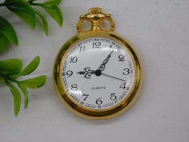 Gold-Toned Quartz Pocket Watch with Decorative Back WATCHMAKER WATCHMAKING TOOLS
