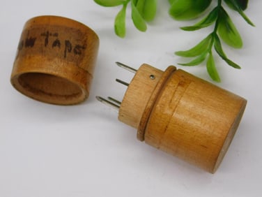 Vintage Wooden Needle Case With Thread Winder WATCHMAKER WATCHMAKING TOOLS