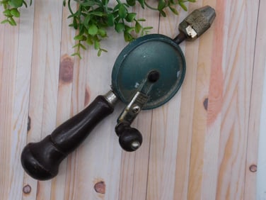 Vintage Craftsman Hand Drill DD9-423