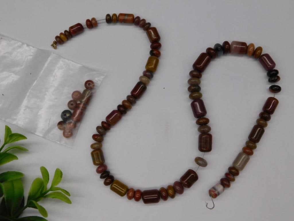 STONE BEADS ROCK STONE LAPIDARY SPECIMEN: STONE BEADS ROCK STONE LAPIDARY SPECIMEN