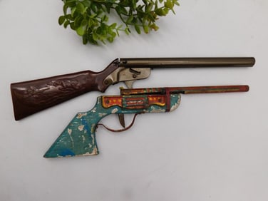 Vintage Toy Guns: Decorative and Ornamental Set