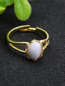 Gold-Tone Ring with White Oval Stone, Size 4.5