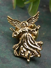 Angel Pin