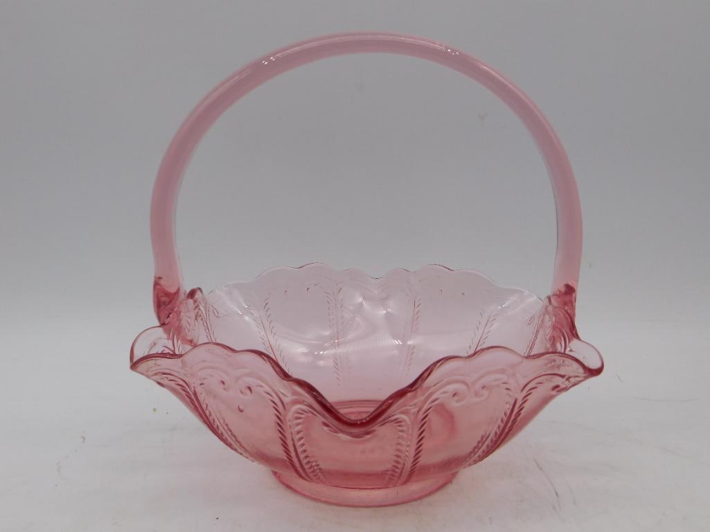 LE Smith Glass Basket Vintage Antique: LE Smith Glass Basket Vintage Antique